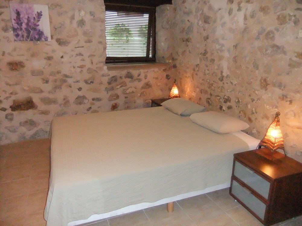 Hostal Dios Está Bien, hotel en Peñíscola