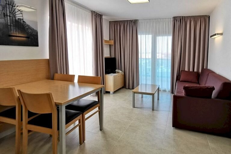 Hotel Aparthotel Acuazul, hotel en Peñíscola